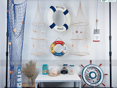 Concept biển chill với chim hải âu 