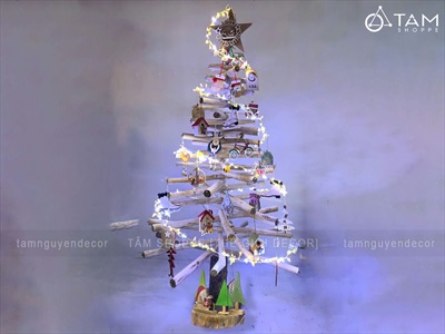 Cây thông Noel củi xoay hào quang 1m2 [2024 - Tâm Nguyễn Decor] CTHTTS-X-2402