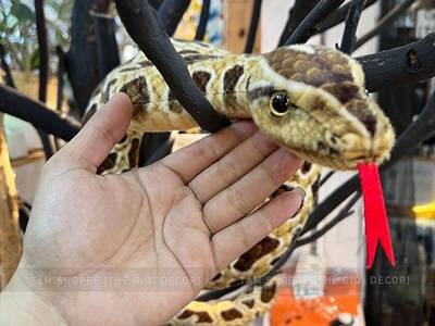 Con rắn lớn trang trí dài 190cm (con trăn) nhồi bông TCV-RAN-03