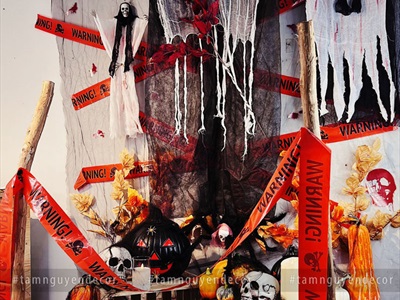 Decal Halloween dán kính tay chân máu khổ 80x80cm [Có keo - Chi tiết rời] DECAL-HLW-07