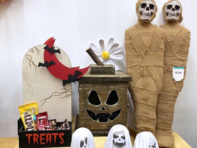 Đồ đựng kẹo Halloween để quầy hình cổng trăng khuyết đỏ [Cao 38cm - Có đèn] DUNGKEO-04