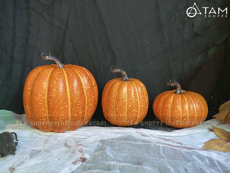 Quả bí ngô Halloween cuốn đen như thật 3 cỡ [11.5-18cm - Loại đẹp] TRAI-BINGO-08