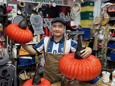 Quả bí ngô Halloween cuốn xoắn dài 4 cỡ [Handmade - Độc lạ] TRAI-BINGO-09