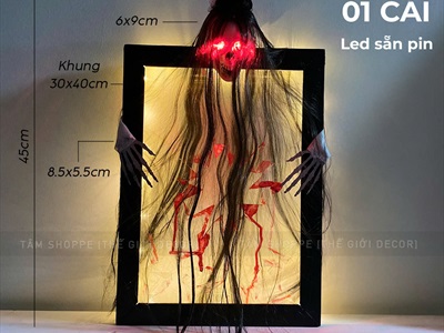 Tranh gỗ Halloween ma nữ kính bể có đèn [30x45cm - sẵn pin] TRANHGO-09