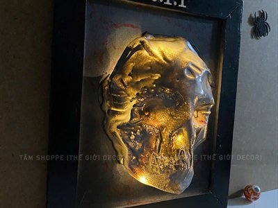 Tranh gỗ Halloween RIP đầu lâu xám có đèn [25x30cm - sẵn pin] TRANHGO-10