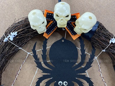 Vòng treo cửa Halloween nhện đen đẻ trứng [ĐK40cm - thủ công] VTC-HLW-03