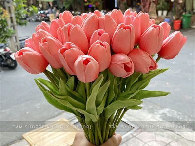 Bó 05 cành hoa tulip cao su như thật [Loại 1 - cùng màu] CANHHOA-03