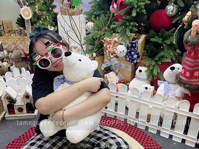 Gấu Bắc Cực nhồi bông choàng khăn xanh chấm bi [Mềm mịn - 3 size] TCV-GAU-02