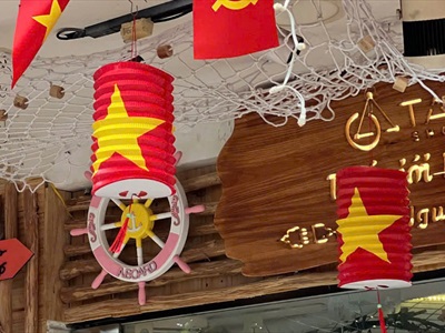 Set 02 lồng đèn giấy con sâu cờ Việt Nam [In đẹp - Cỡ trung] LDEN-GIAY-14