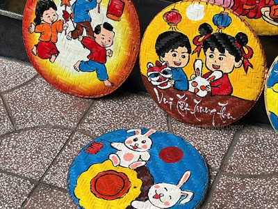 Mẹt tre vẽ dân gian múa lân rước đèn 35/40cm [Nét vẽ chuẩn - Nhiều kiểu] METTRE-02