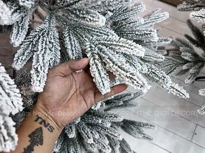 Cây thông Noel 100% lá PE phủ tuyết [Cao 1m5-3m] X-TREE-LP-NR-HS