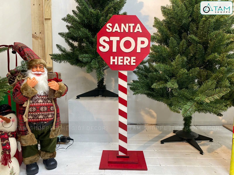 Cây trụ Giáng sinh chữ Santa Stop here đỏ trắng [Bằng gỗ - Cao 84cm] CHIDUONG-X-01