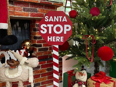 Cây trụ Giáng sinh chữ Santa Stop here đỏ trắng [Bằng gỗ - Cao 84cm] CHIDUONG-X-01