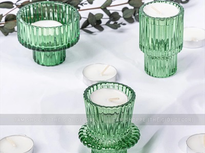 Đế nến thuỷ tinh xanh lá sọc đứng 2 họng nến [3 kiểu - Không gồm nến] DENEN-05
