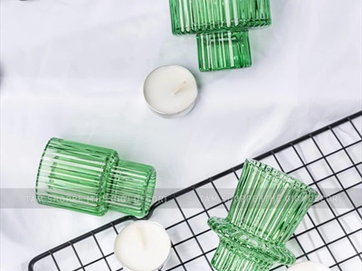 Đế nến thuỷ tinh xanh lá sọc đứng 2 họng nến [3 kiểu - Không gồm nến] DENEN-05