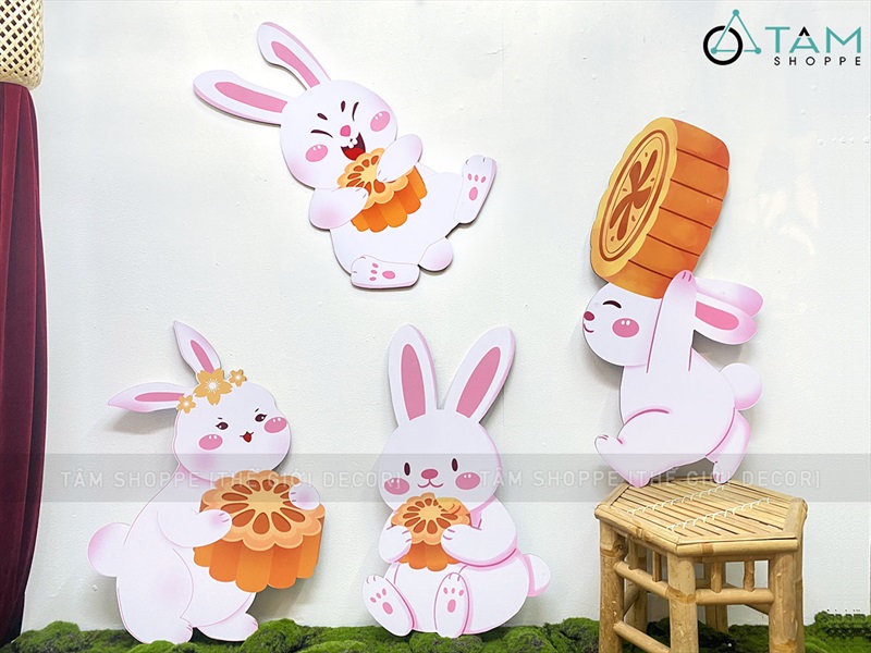 Mô hình thỏ ngọc ôm bánh dễ thương [Tự đứng - 4 kiểu] FORM-TRTHU-04