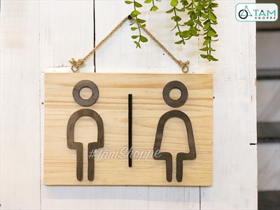 Bảng WC treo cửa icon nam nữ nâu đen nền gỗ tự nhiên (tặng móc dán) BTCK-WC-03