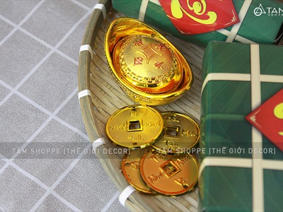 Mô hình đồng tiền vàng nhựa trang trí Tết nhiều cỡ DONGTIEN-01