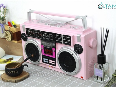 Mô hình máy catssette radio Sharp màu hồng cổ điển hình chữ nhật tỷ lệ 1:1 MHVT-MCSR-06