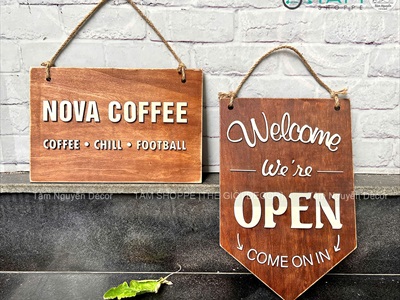 Bảng treo cửa 2 mặt Open/ Closed gỗ lá cờ nâu [Chữ nổi/ Vintage] BANGTREO-05