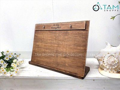 Bìa gỗ kẹp menu + Đế gỗ có rãnh kẹp bìa tự đứng [A3/A4 - Khắc logo theo YC] BIAKEP-01