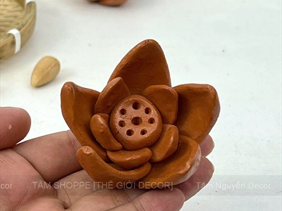 Bông sen đất nung thủ công làm đế cắm nhang, đặt viên trầm [Hàng đẹp/ 6cm] DOTTRAM-06