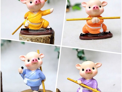 Bộ 4 tượng heo múa võ gậy mini [Dễ thương/ Cao ~7cm] CHUTIEU-08